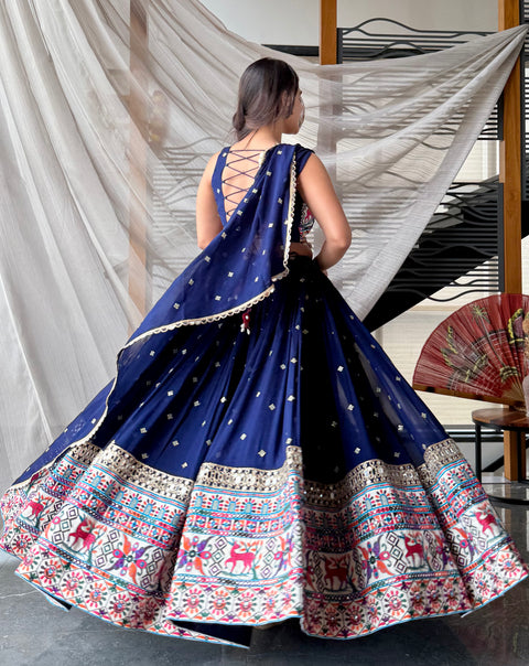Sapphire Shringar